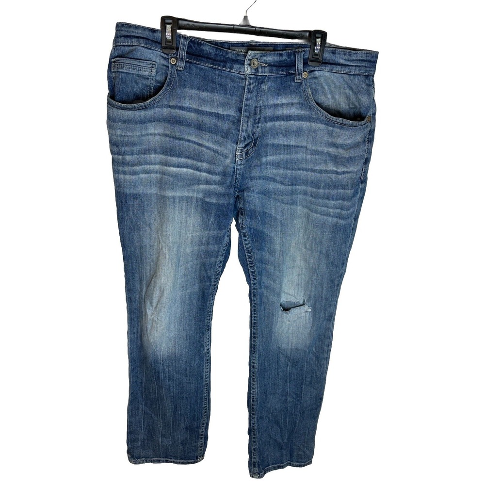BKE Jeans Men 36L Blue Light Wash Tyler Straight Leg‎ Distressed Fit Buckle